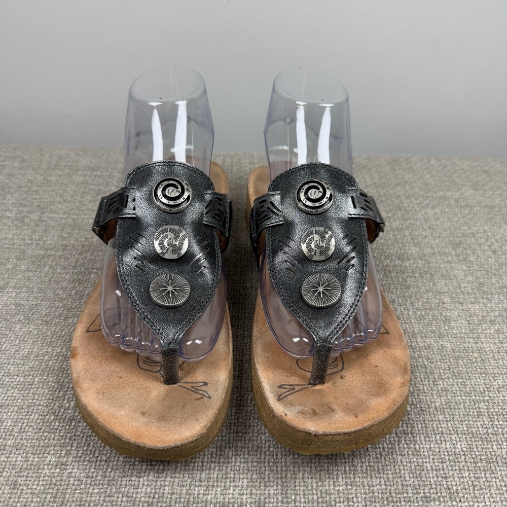 Josef Seibel Gray Silver Metallic Leather Thong Comfort Sandals Size 40 9.5